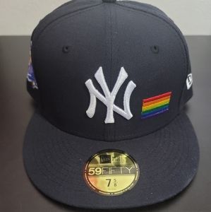 New York Yankees New Era 59Fifty LGBT Pride Flag Navy Blue Fitted Hat Size 7 5/8